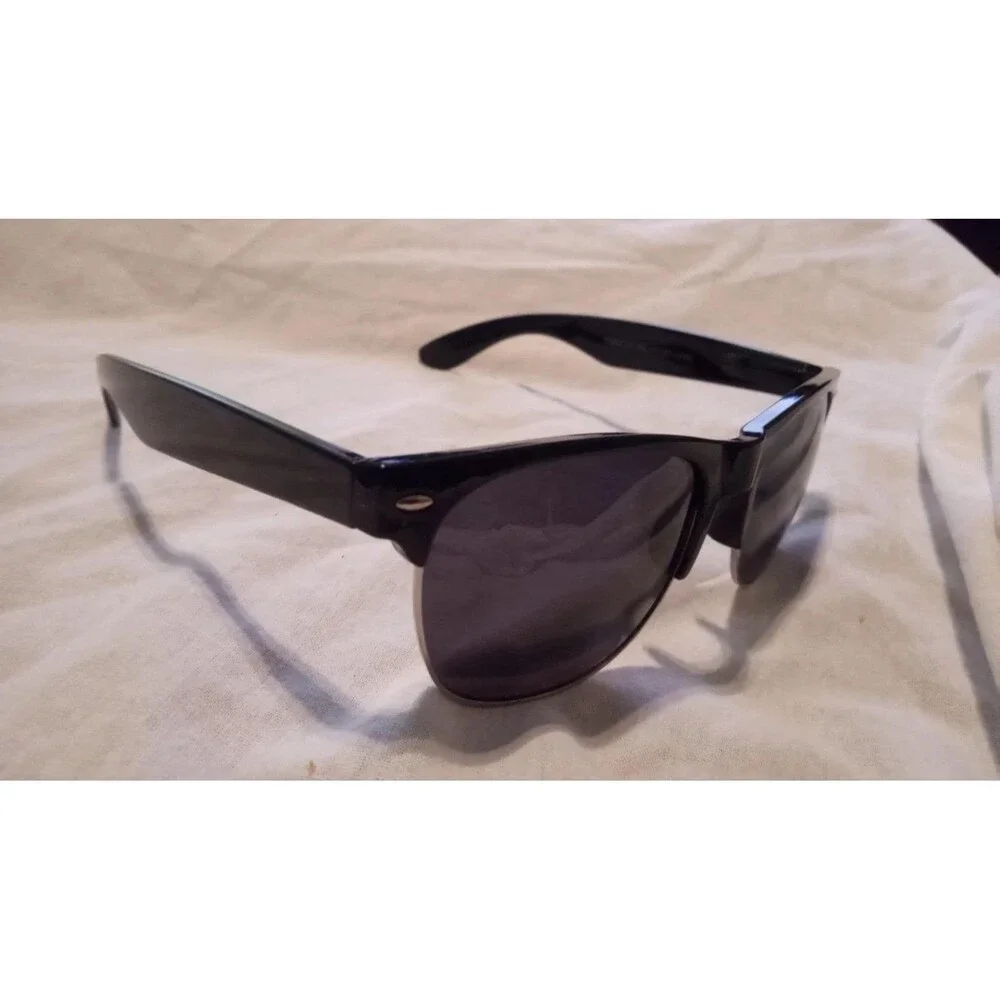 Foster Grant Swak Sunglasses Style CHOICES - NEW